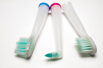 УЗ зубная щетка AQ-110